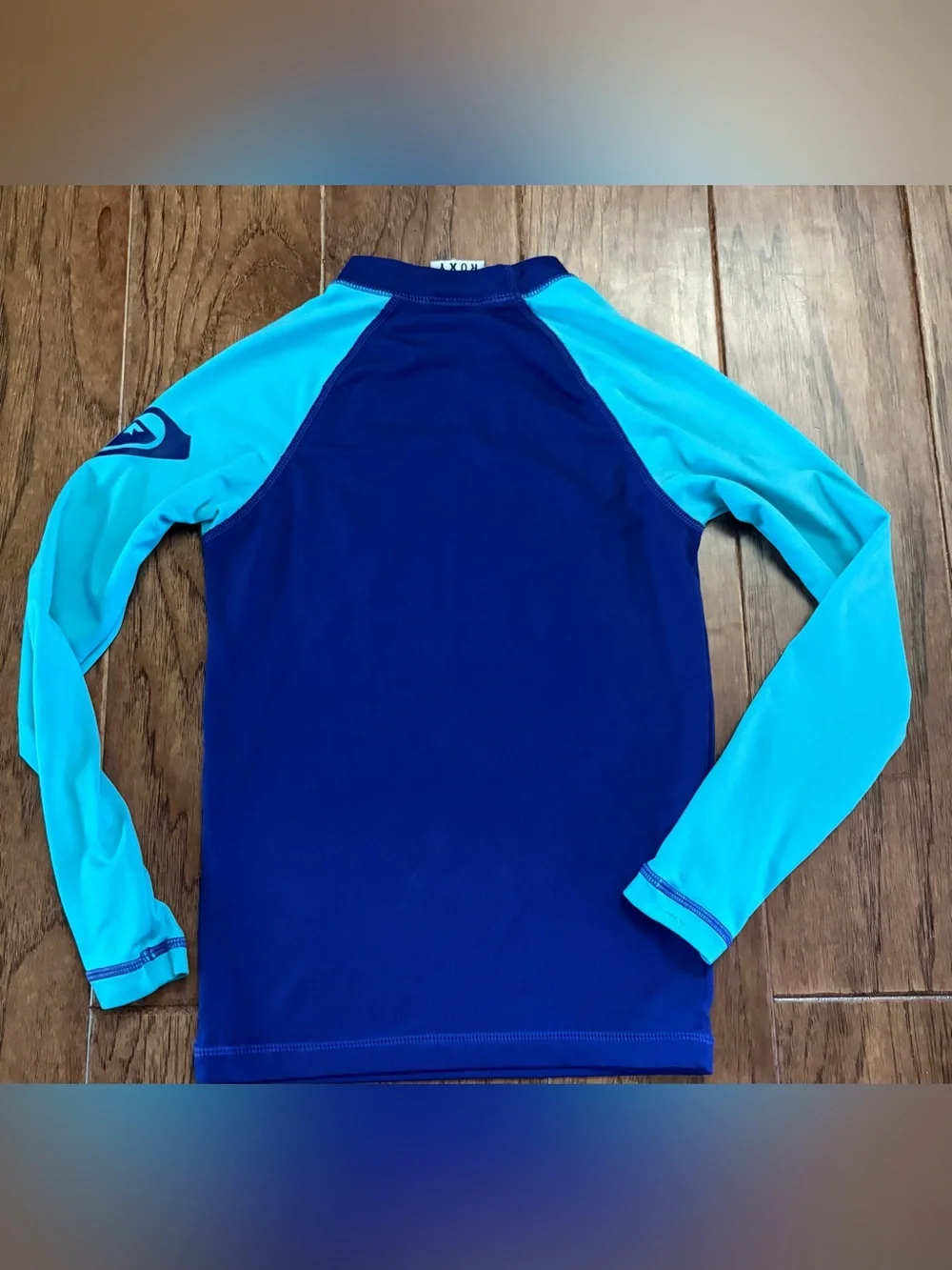 Girls Roxy Long Sleeve Rash Guard size 8